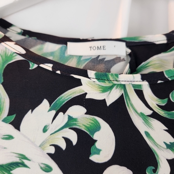 TOME Black Green Silk Leaf Print Open Back Top S in VGUC - Picture 3 of 9